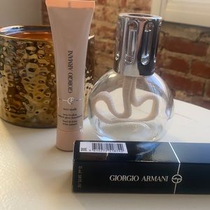 Armani NEO NUDE.  Trie to skin natural glow. Colors avail: Number 6 / 5.5 / 5.25